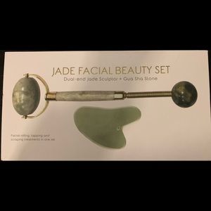 Tru Spa Sculpting Beauty Set, Dual End Roller and Gua Sha Stone - Jade